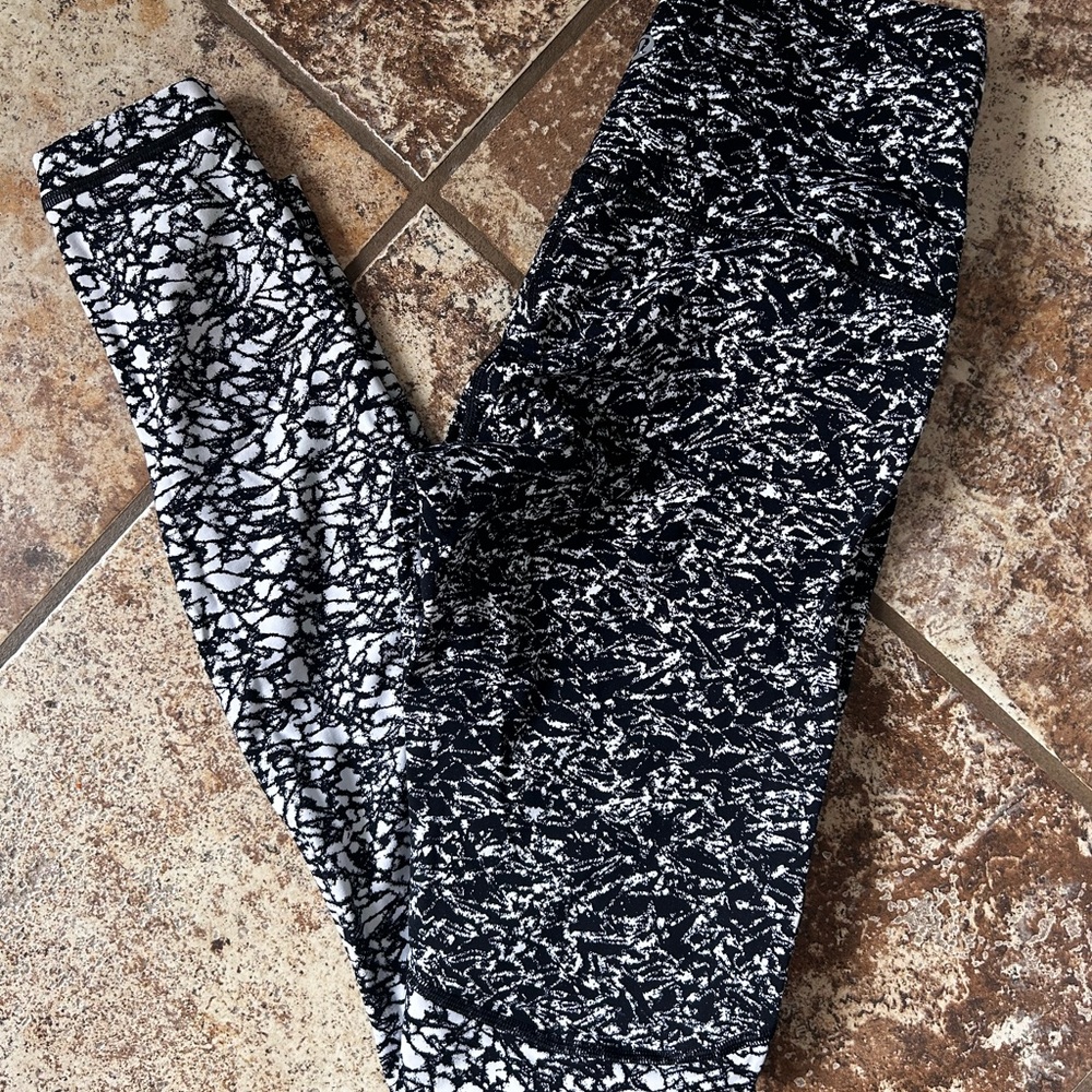 lululemon athletica Black and White Patterned Leggings